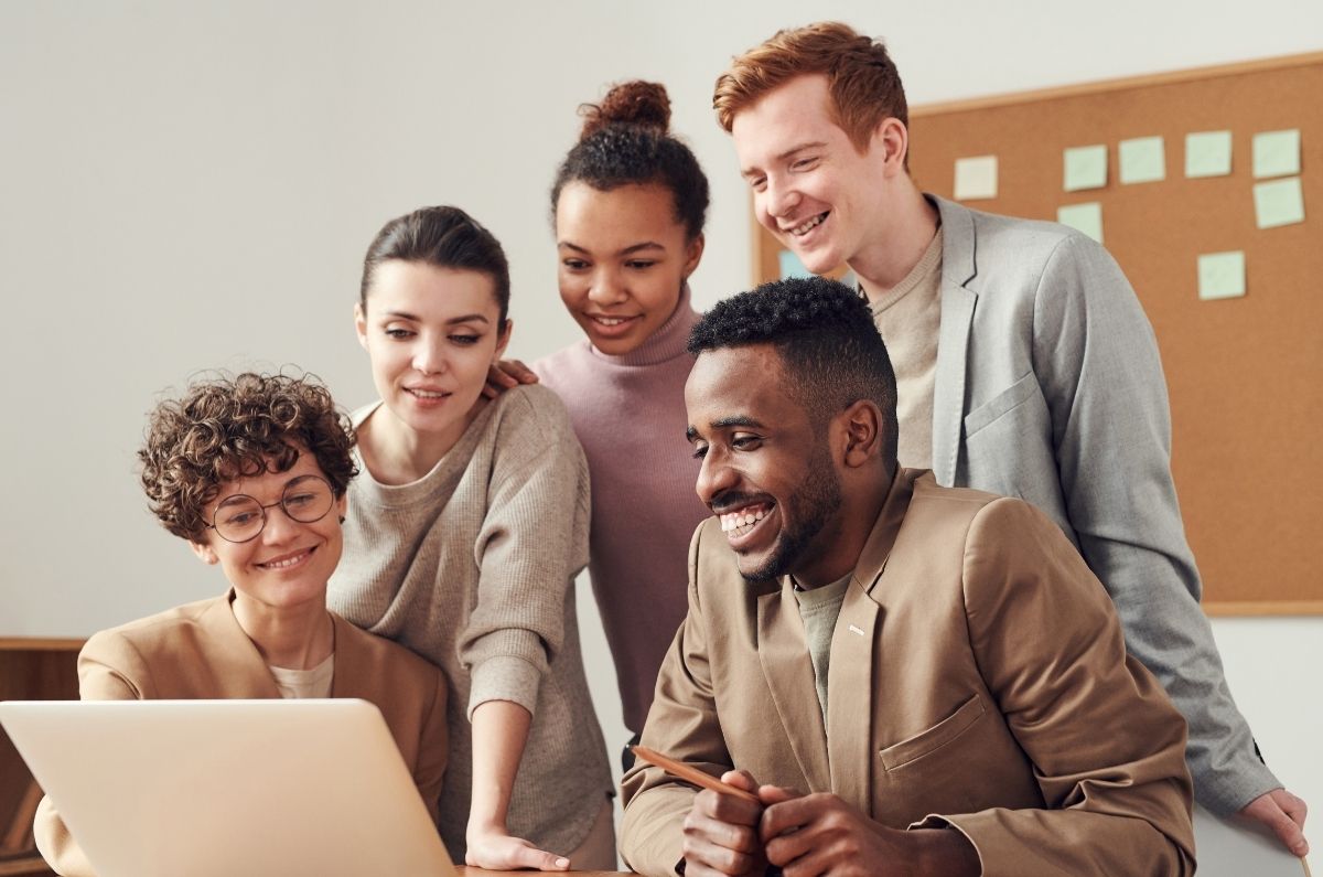 Equipe do escritório Silva & Associados